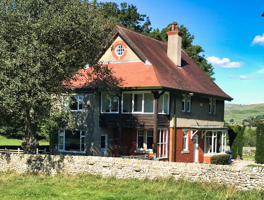 Red brick house before renovation
